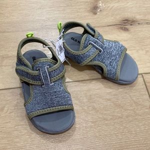 Brand new old navy toddler boy water shoes